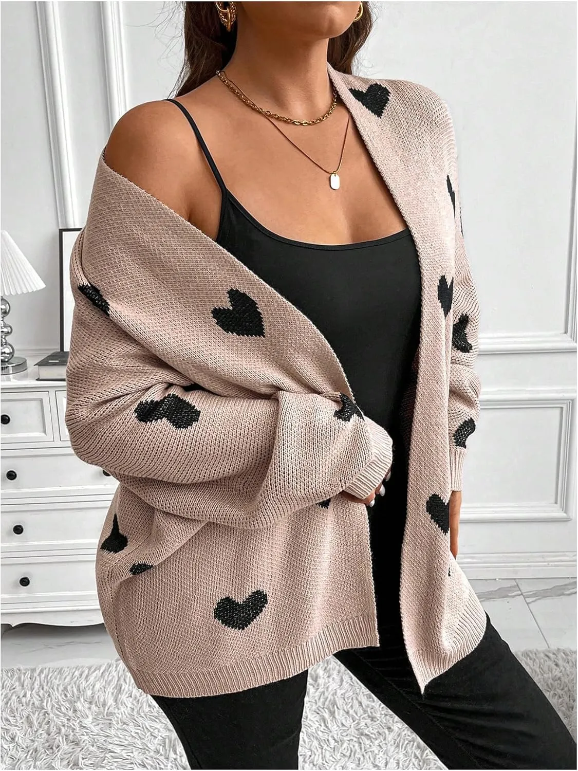 WDIRARA Women's Plus Size Open Front Heart Graphic Cardigan Long Sleeve Sweater Loose Knitted Outerwear