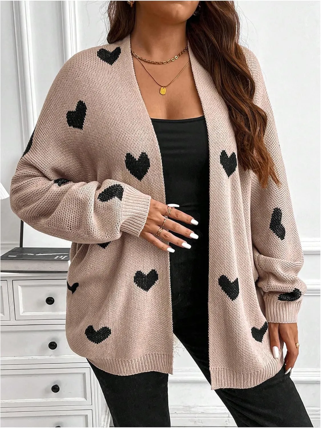WDIRARA Women's Plus Size Open Front Heart Graphic Cardigan Long Sleeve Sweater Loose Knitted Outerwear