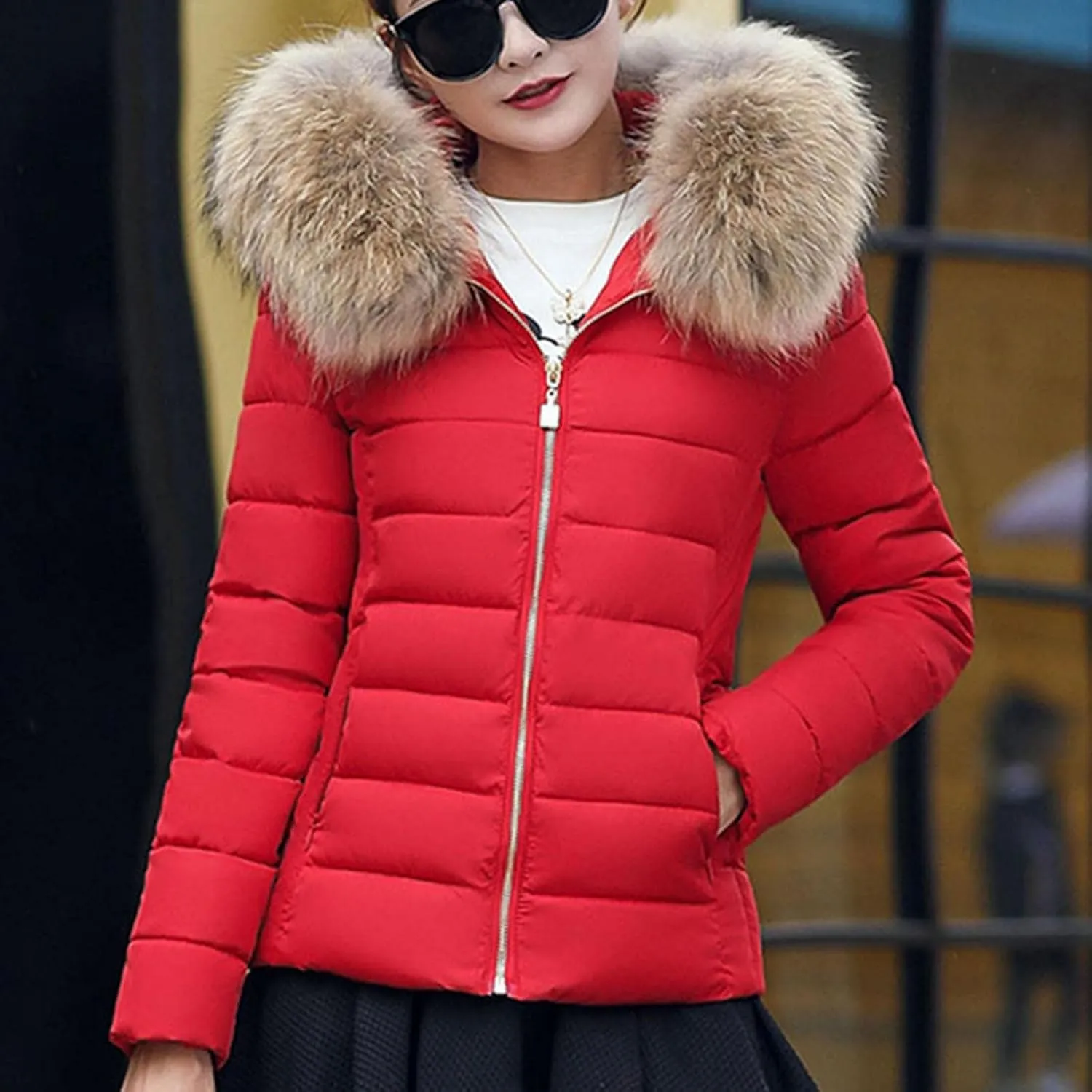 Women's Quilted Short Puffer Down Jackets Faux Fur Collar Slim Fit Full Zip Cotton Padded Coats Hooded Warm Coat