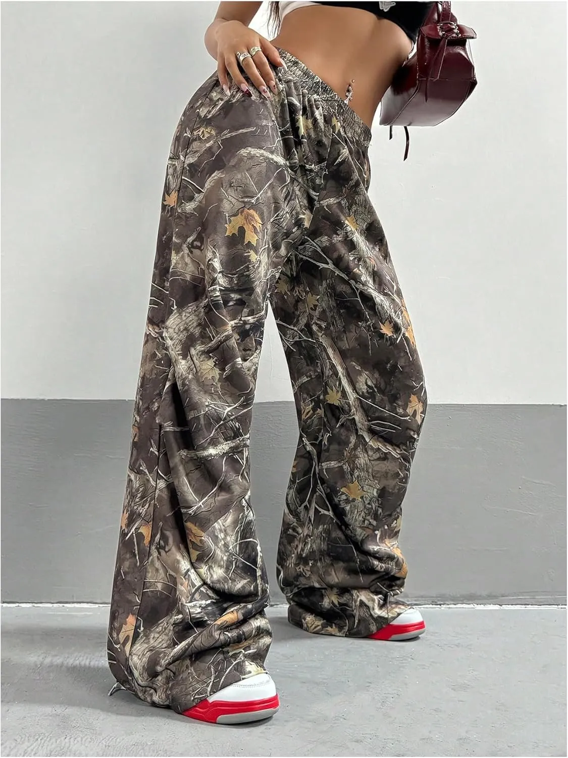 Women's Y2K Camo Print Sweatpants Wide Leg Baggy Sweatpants Camouflage High Waisted Pants Loose Trousers
