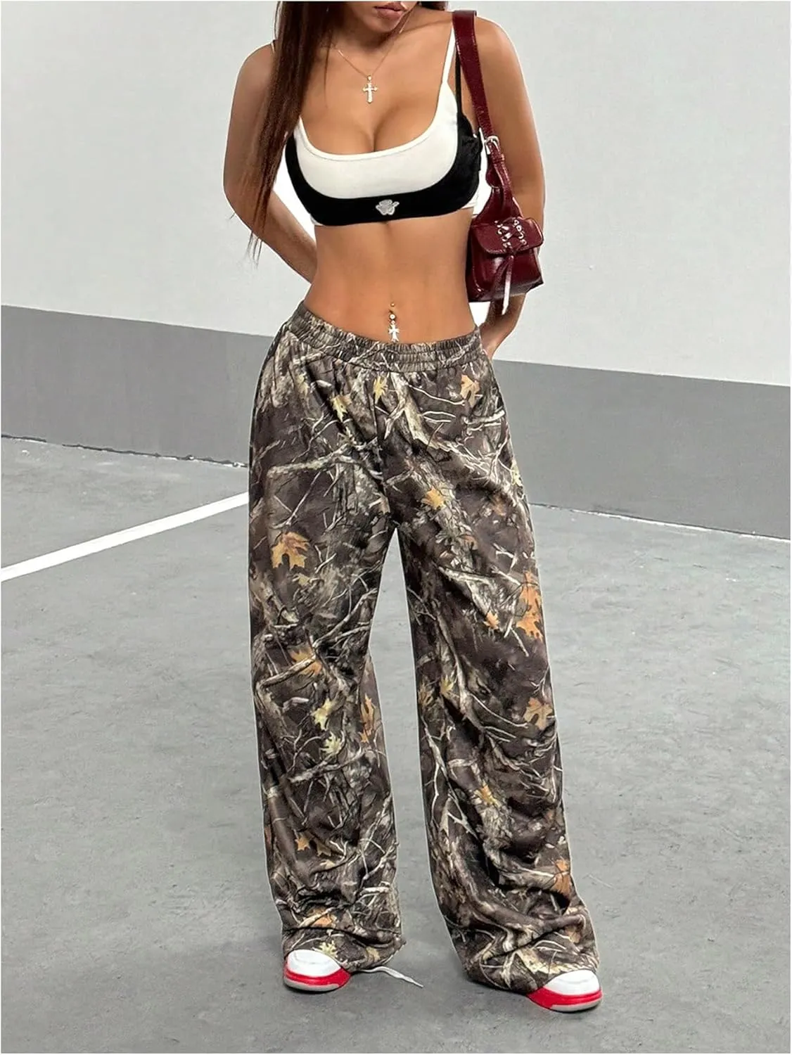 Women's Y2K Camo Print Sweatpants Wide Leg Baggy Sweatpants Camouflage High Waisted Pants Loose Trousers